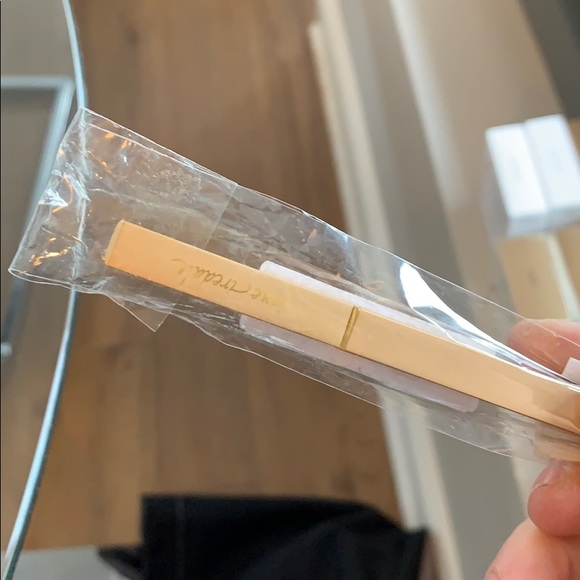 Retractable Lip Makeup Brush Jane Iredale - Picture 3 of 4